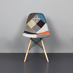 伊姆斯®花布餐椅 伊姆斯夫妇 Charles & Ray Eames 伊姆斯夫妇